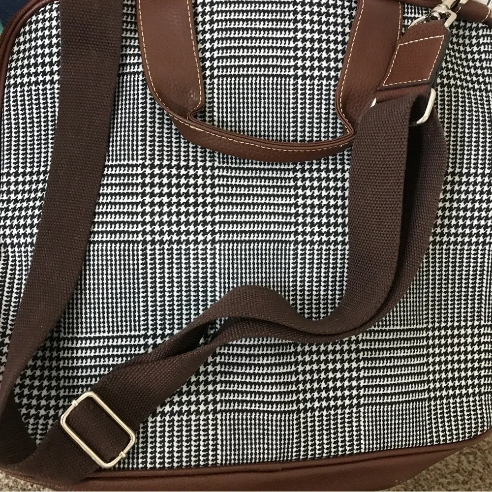 Barrington x the Honda classic houndstooth computer laptop crossbody bag